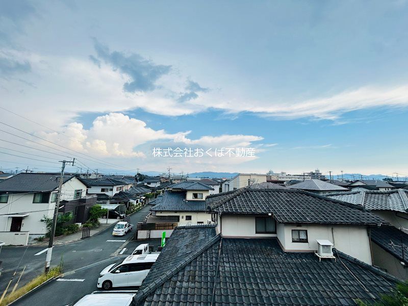 �y���]�z�@