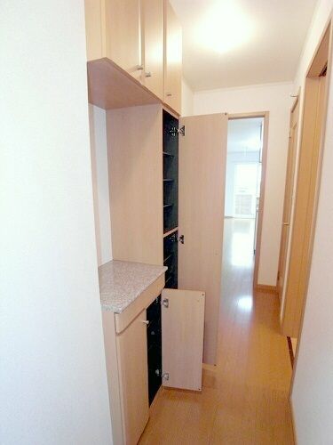 �y���̑��ݔ��z�@