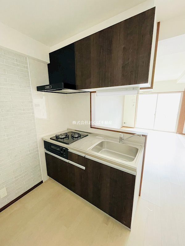 �y�L�b�`���z�@