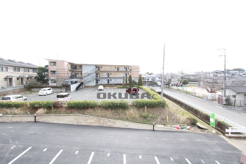 �y���]�z�@