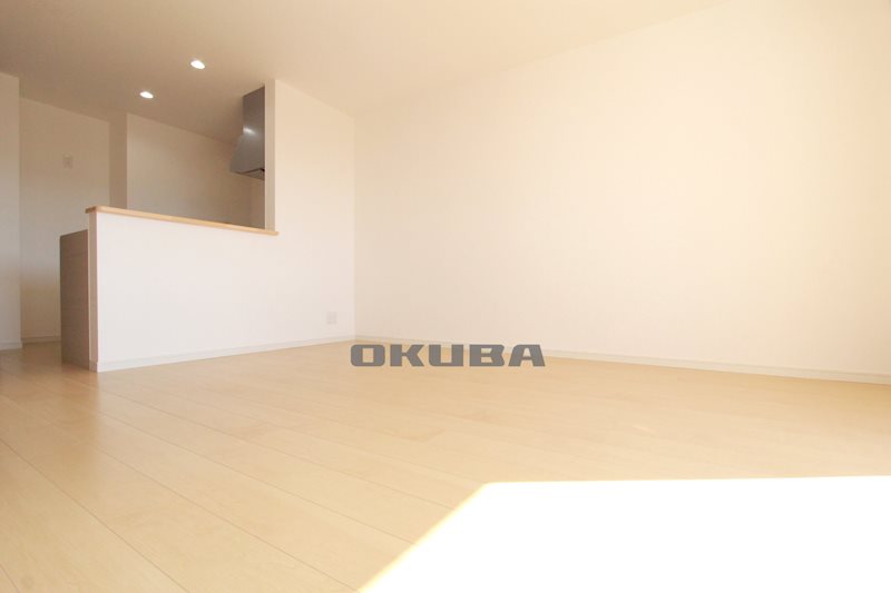 �y���ԁE���r���O�z�@