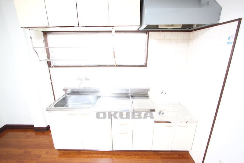 �y�L�b�`���z�@