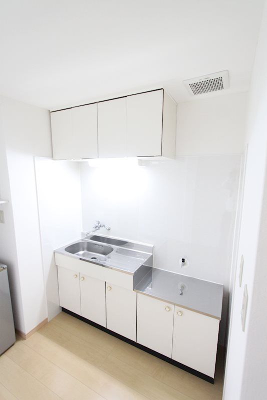 �y�L�b�`���z�@