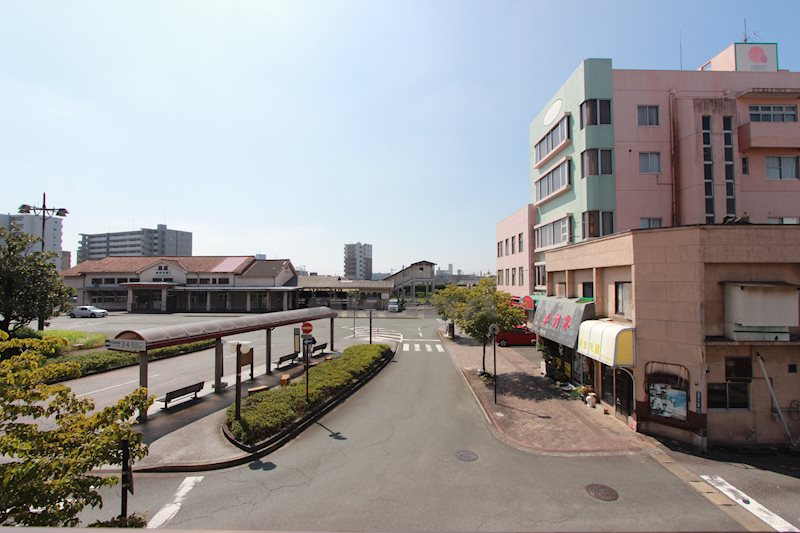 �y���]�z�@