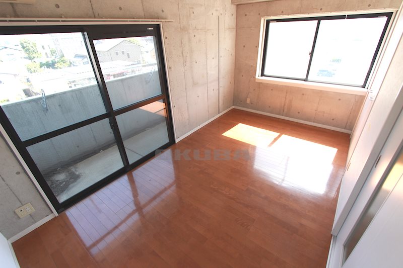 �y�Q���z�@