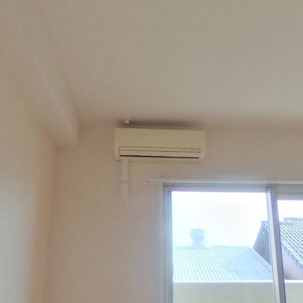 �y���̑��ݔ��z�@