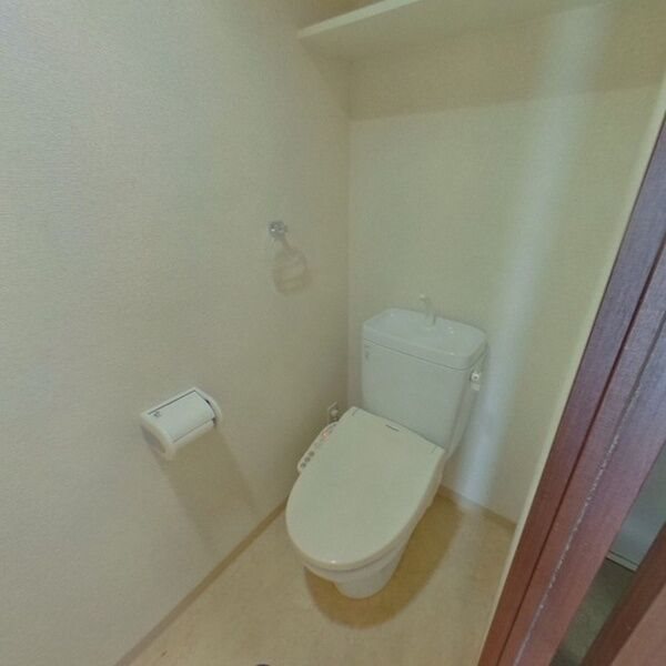 �y�g�C���z�@