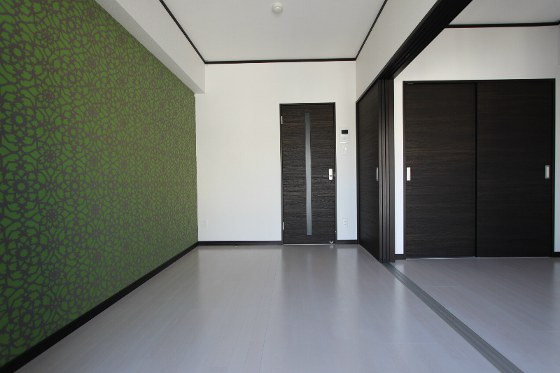 �y���ԁE���r���O�z�@