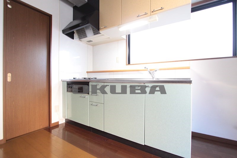 �y�L�b�`���z�@