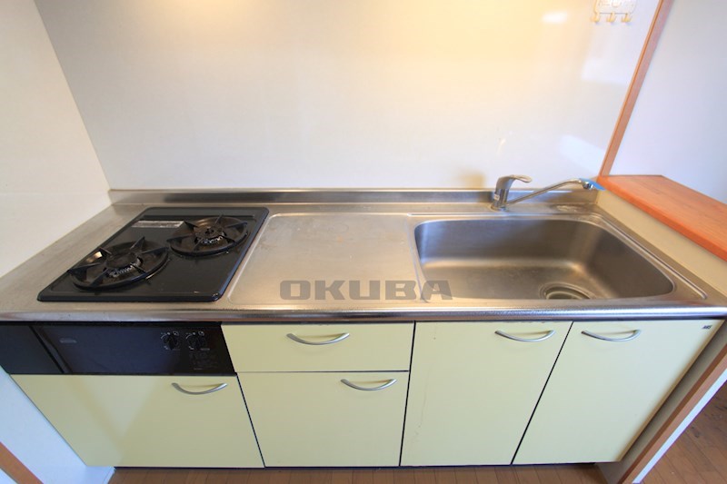 �y�L�b�`���z�@