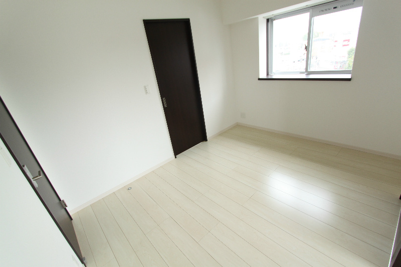 �y�Q���z�@