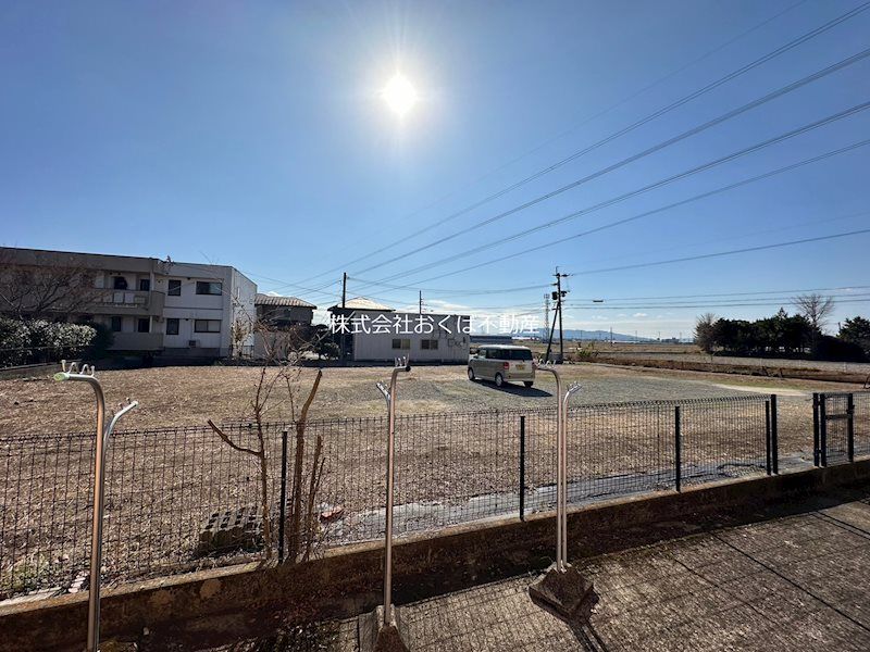 �y���]�z�@