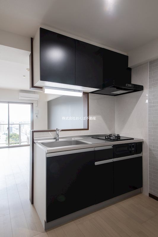 �y�L�b�`���z�@