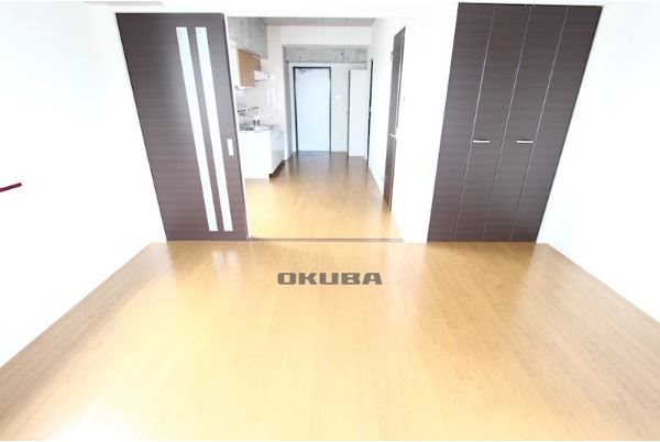 �y���ԁE���r���O�z�@