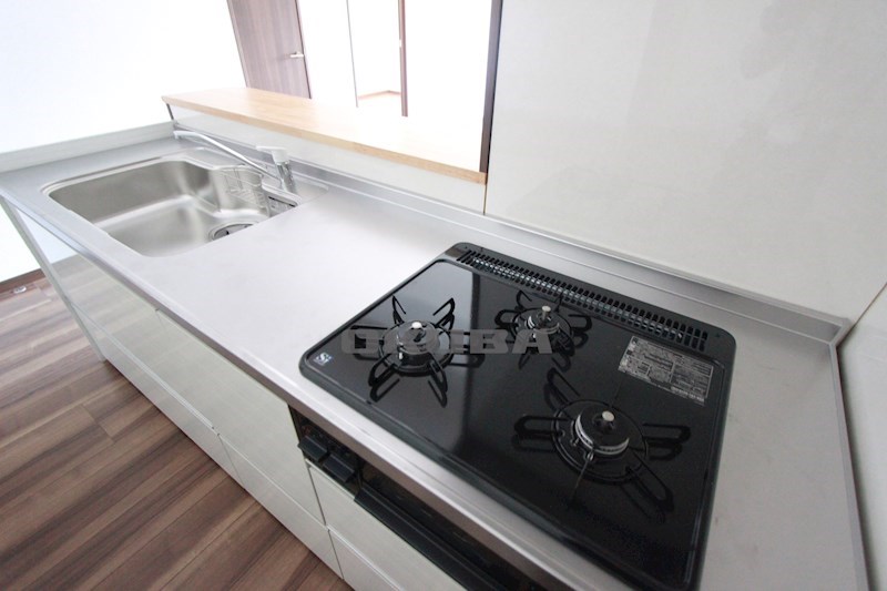 �y�L�b�`���z�@