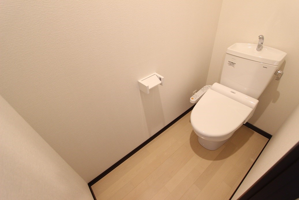 �y�g�C���z�@