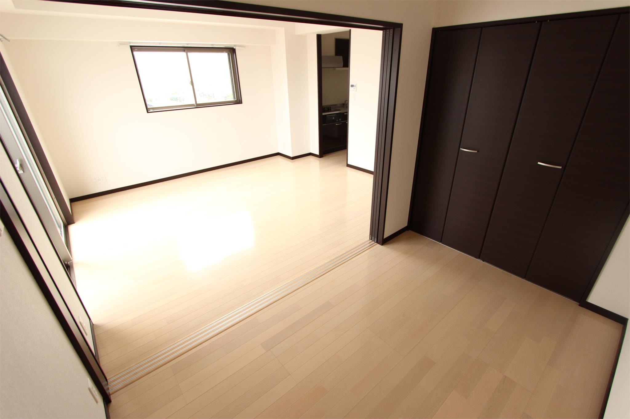 �y�Q���z�@