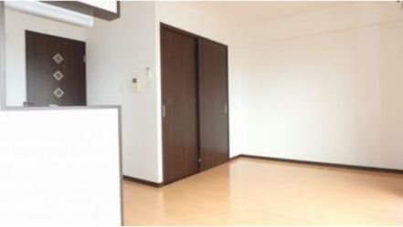 �y���ԁE���r���O�z�@