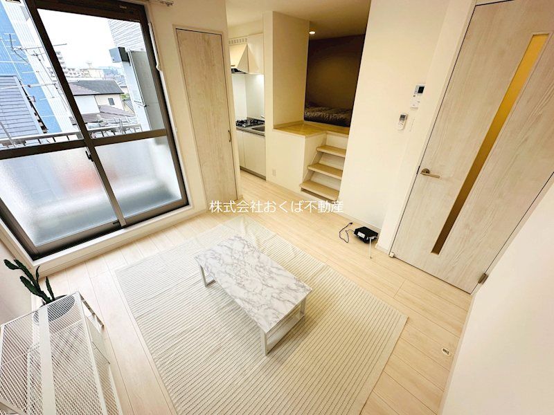 �y���ԁE���r���O�z�@