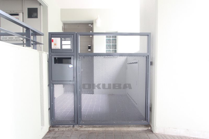 �y�G���g�����X�z�@