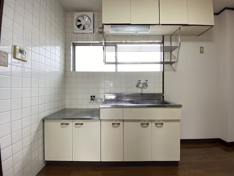 �y�L�b�`���z�@