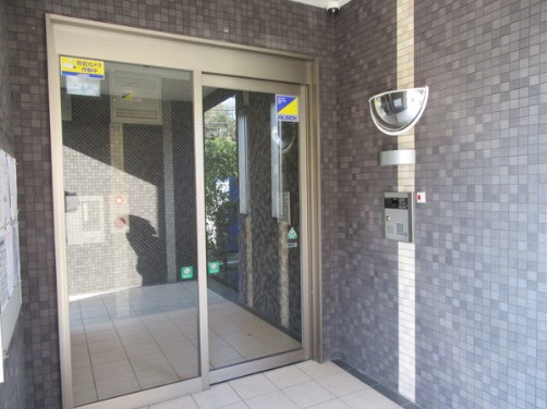 �y�G���g�����X�z�@