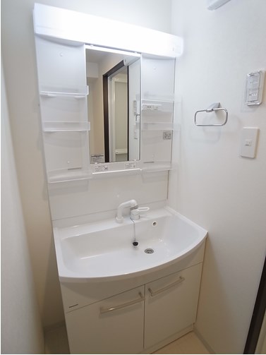 �y���ʏ��z�@