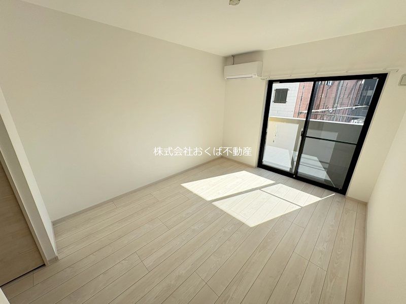 �y���ԁE���r���O�z�@