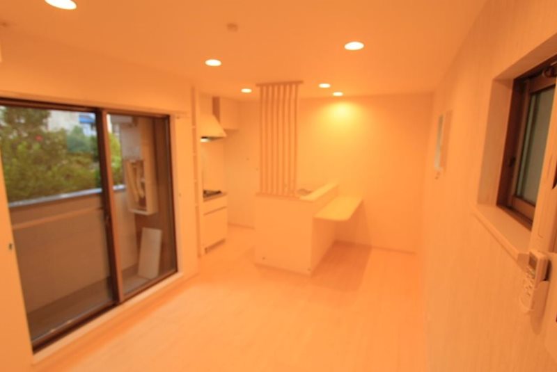 �y���̑������E�X�y�[�X�z�@