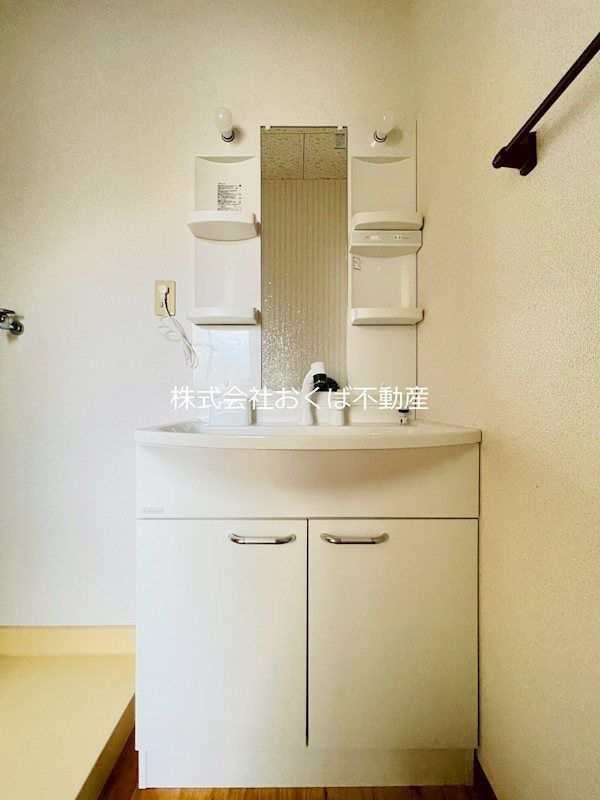 �y���ʏ��z�@