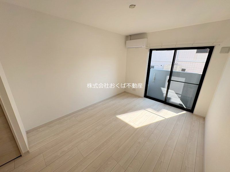 �y���ԁE���r���O�z�@