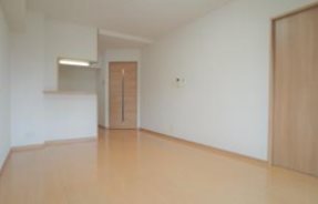 �y���ԁE���r���O�z�@