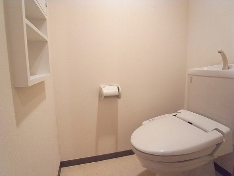 �y�g�C���z�@