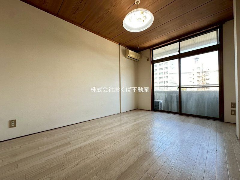 �y�Q���z�@