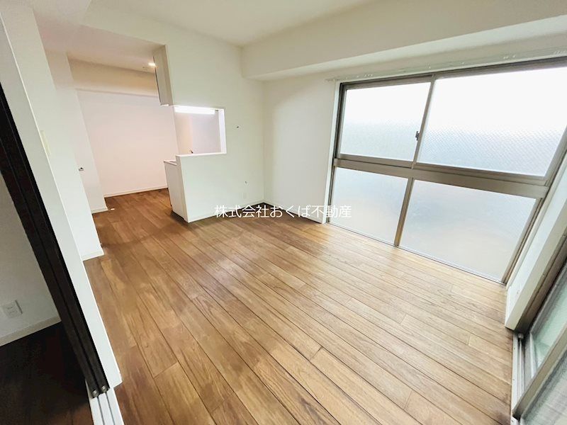 �y���ԁE���r���O�z�@