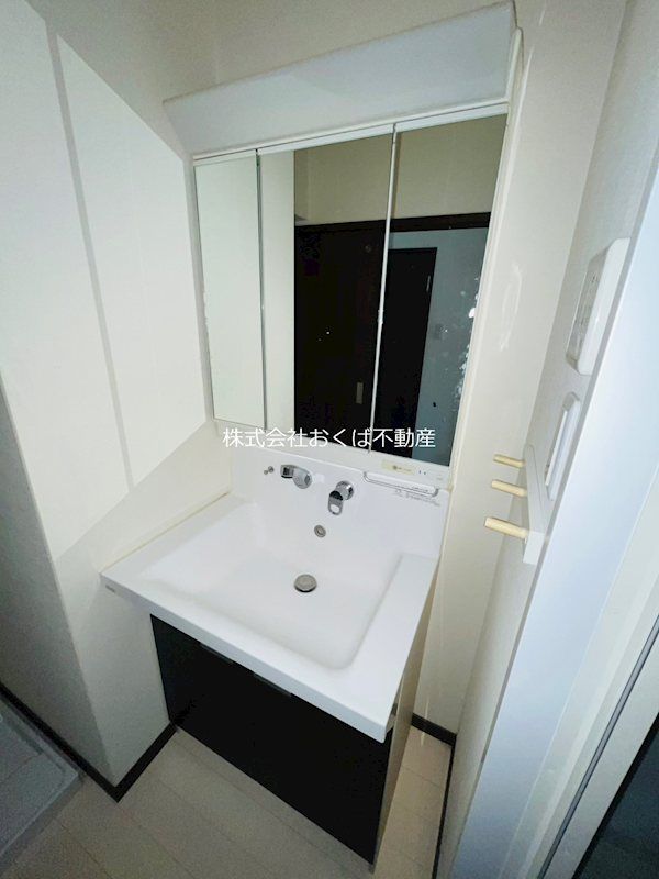 �y���ʏ��z�@