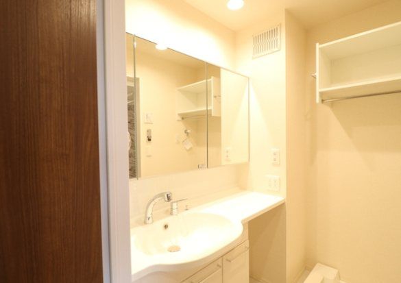 �y���ʏ��z�@