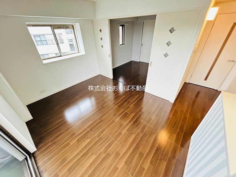 �y���ԁE���r���O�z�@