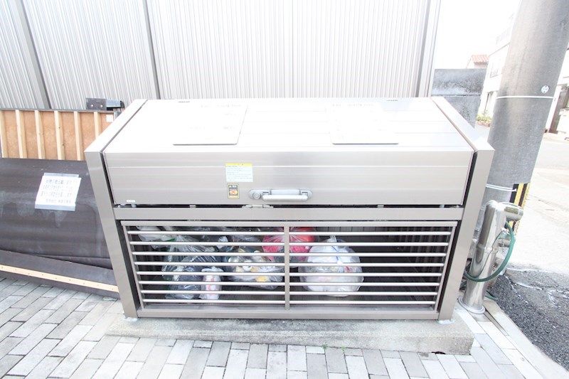 �y���̑��ݔ��z�@�S�~�X�e�[�V����