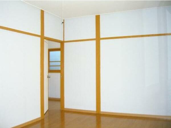 �y���ԁE���r���O�z�@