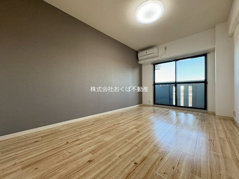 �y���ԁE���r���O�z�@