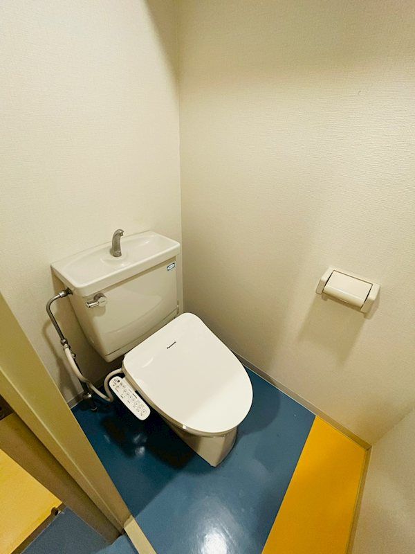 �y�g�C���z�@