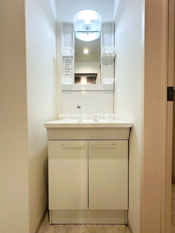 �y���ʏ��z�@