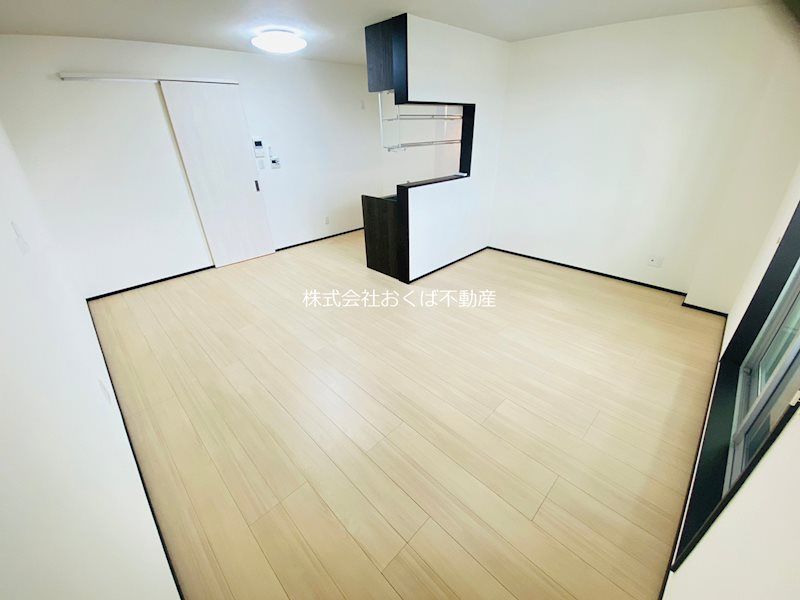 �y���ԁE���r���O�z�@