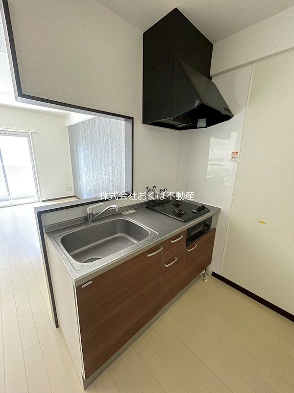 �y�L�b�`���z�@