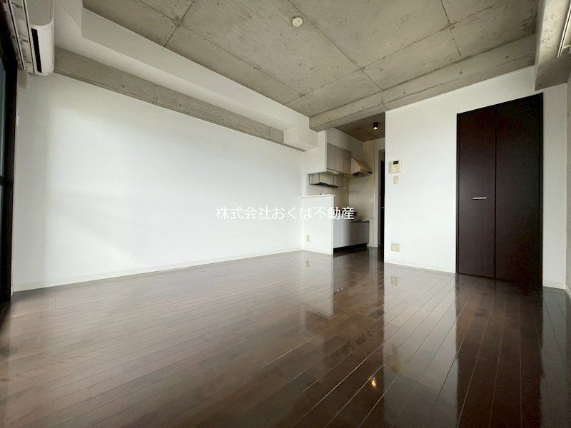 �y���ԁE���r���O�z�@