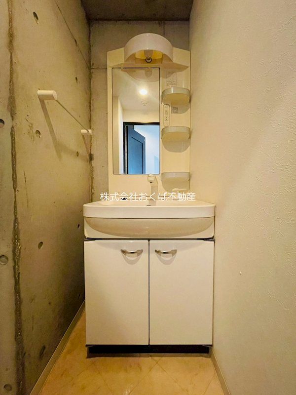 �y���ʏ��z�@