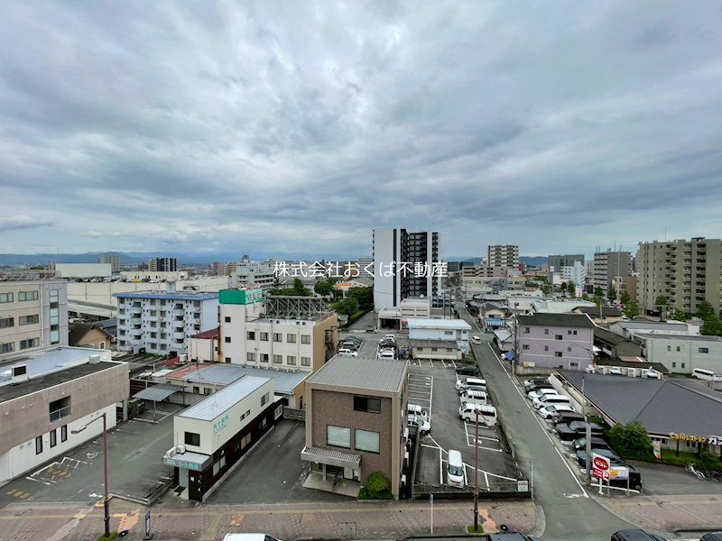 �y���]�z�@