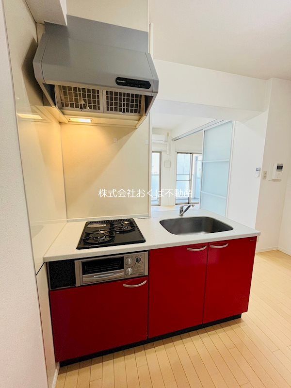 �y�L�b�`���z�@