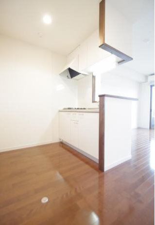 �y�L�b�`���z�@